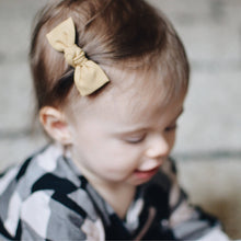 Load image into Gallery viewer, Set of 2 Hand Tied Small Knotted Headbands Girl Baby Headbands or Hair Clip Rose Gray set Of Two Cotton Linen